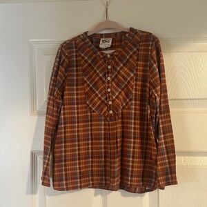 Plaid Button-Up Long Sleeve Shirt